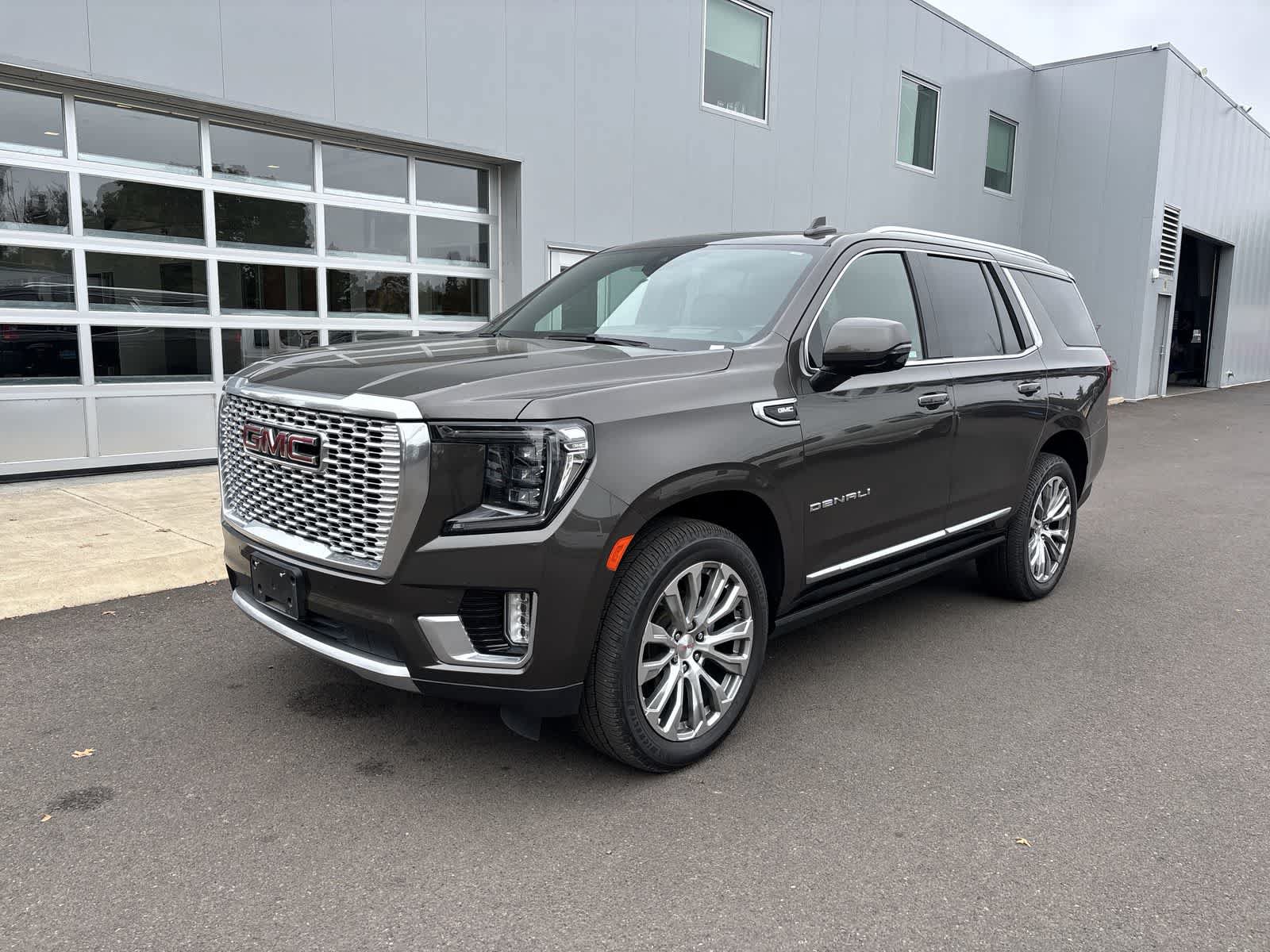 Used 2021 GMC Yukon Denali w/ Denali Premium Package