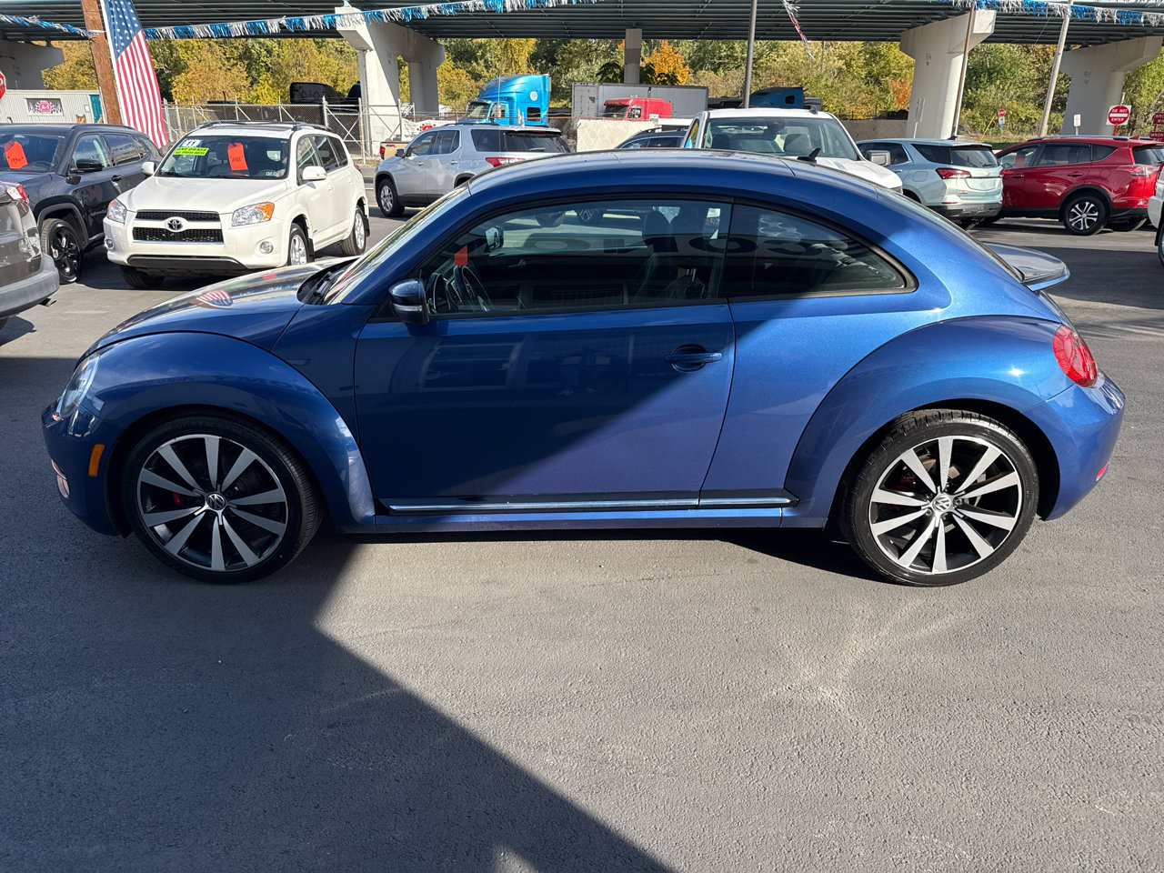 Used 2012 Volkswagen Beetle 2.0T image 8