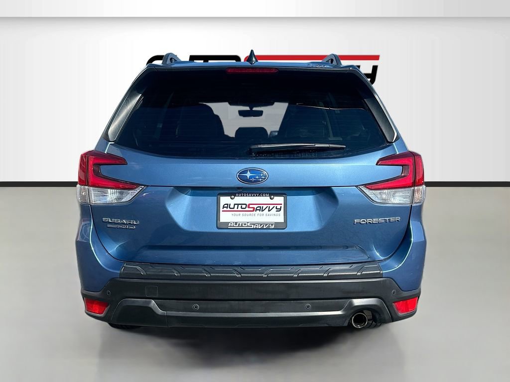 Used 2024 Subaru Forester Limited w/ Convenience Package image 6