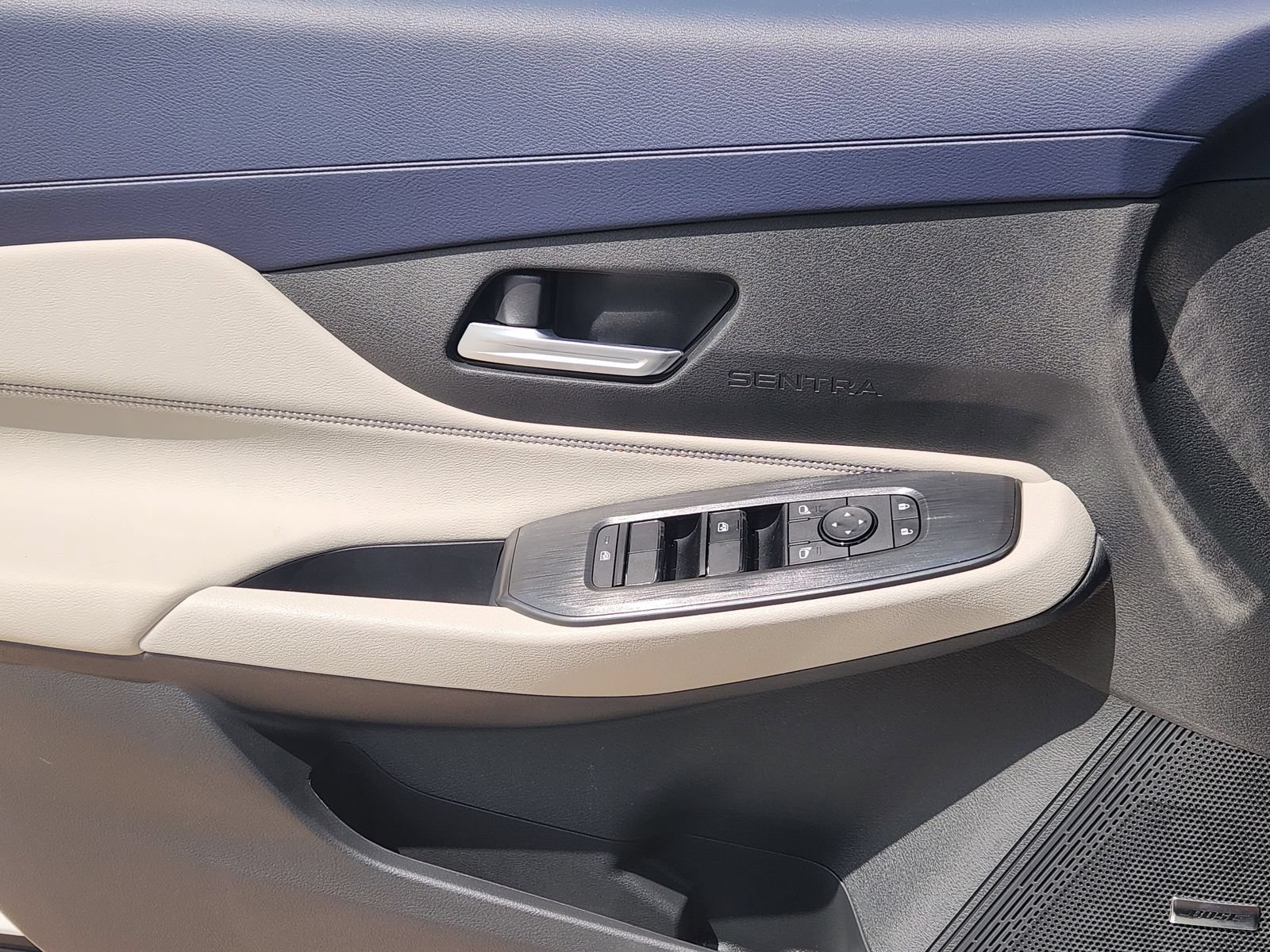 New 2026 Nissan Sentra SL w/ Floor Mat Package FWD image 22