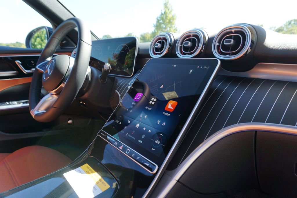 New 2026 Mercedes-Benz C 300 Sedan image 64