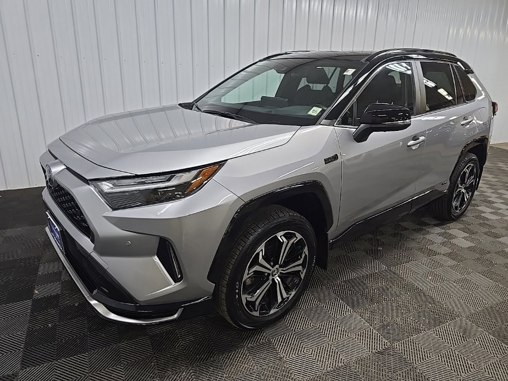 Used 2023 Toyota RAV4 XSE w/ Premium Package AWD/4WD image 8