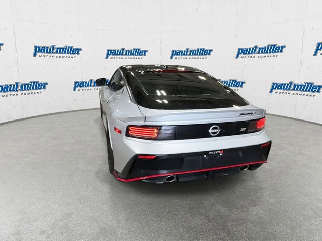 Used 2025 Nissan Z NISMO w/ Floor Mat Package RWD image 9
