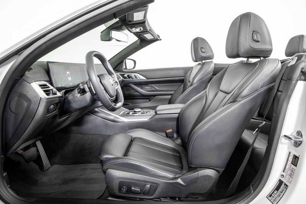 Used 2025 BMW 430i Convertible image 10