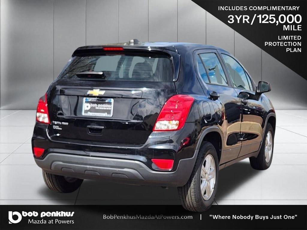 Used 2020 Chevrolet Trax LS AWD/4WD image 25