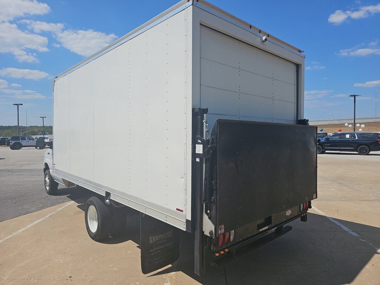 Used 2024 Ford E-450 and Econoline 450 Super Duty w/ Power Windows & Locks Group RWD image 6