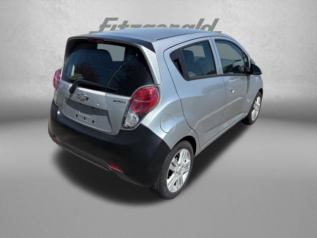 Used 2014 Chevrolet Spark LT image 4
