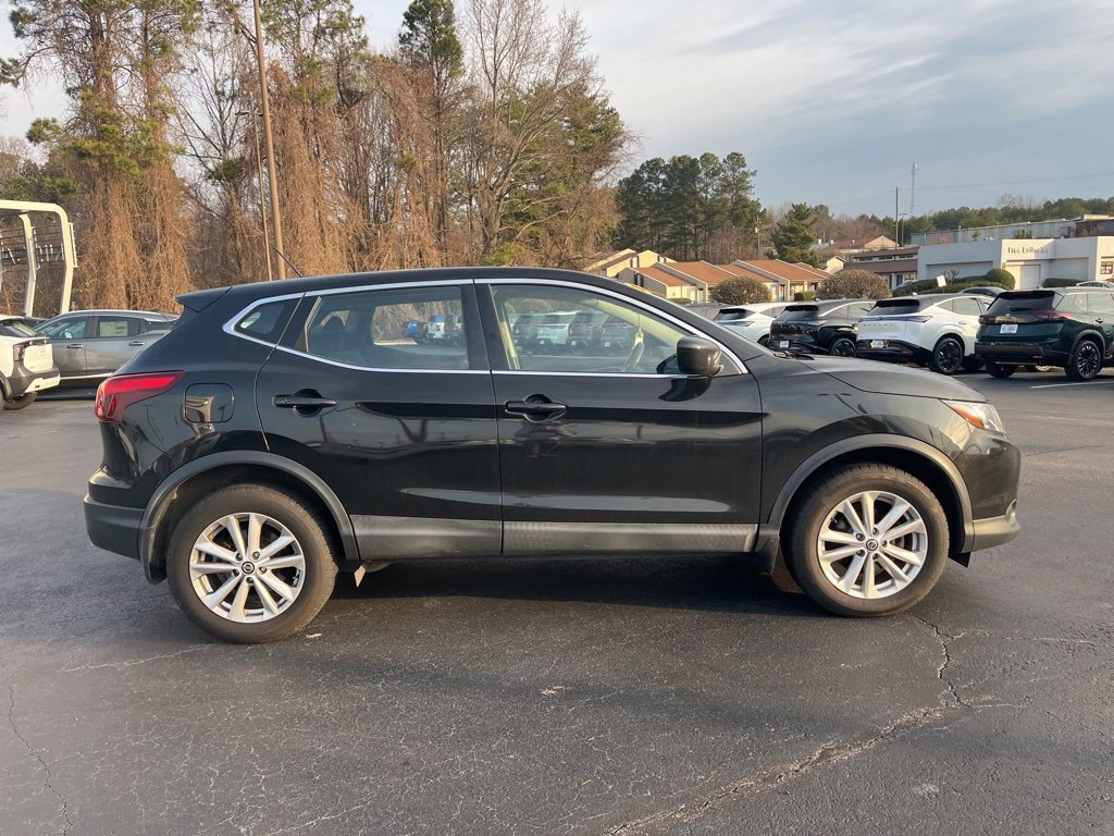 Used 2019 Nissan Rogue Sport S w/ Appearance Package video 2