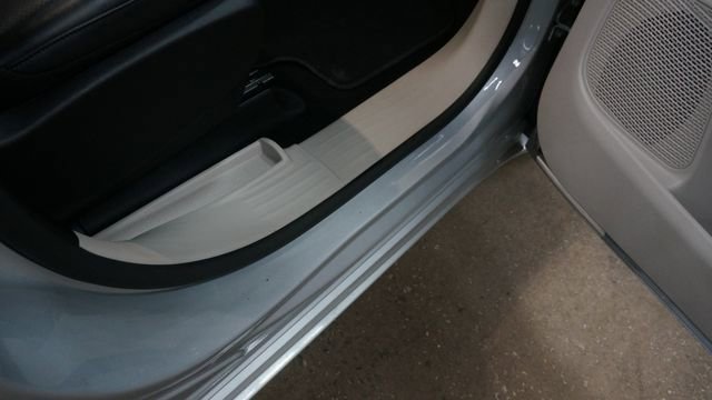 Used 2024 Chrysler Pacifica Touring-L image 62