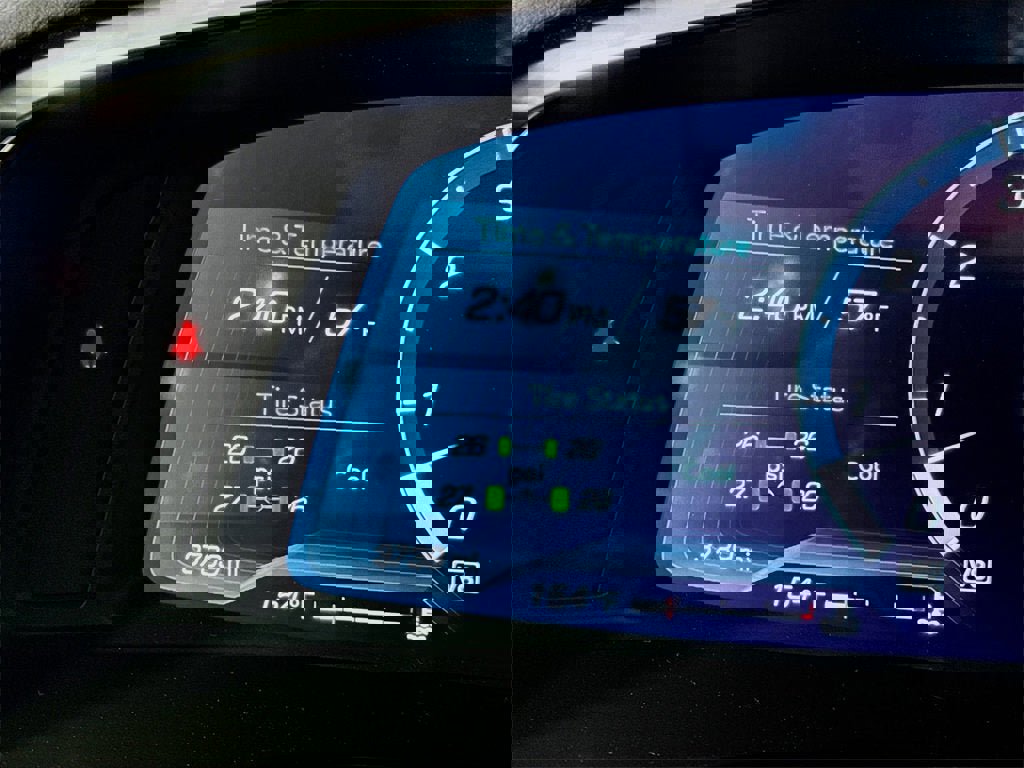 Certified 2024 Chevrolet Corvette Stingray 1LT w/ Battery Protection Package image 7