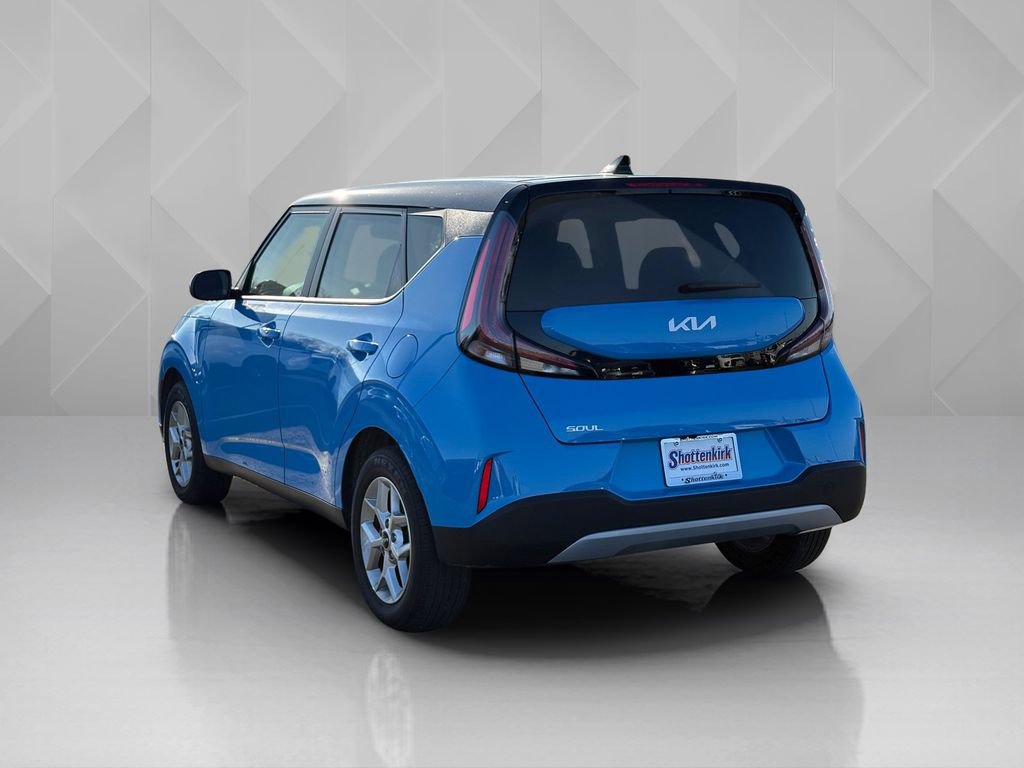 Certified 2024 Kia Soul S image 7