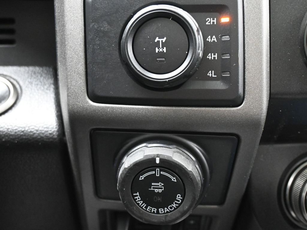 Used 2019 Ford F150 Raptor w/ Equipment Group 802A Luxury image 29