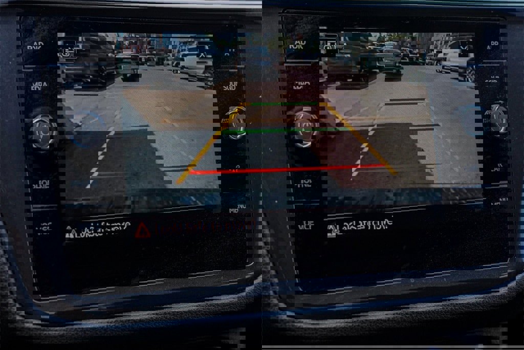 New 2024 Volkswagen Tiguan SE R-Line image 10