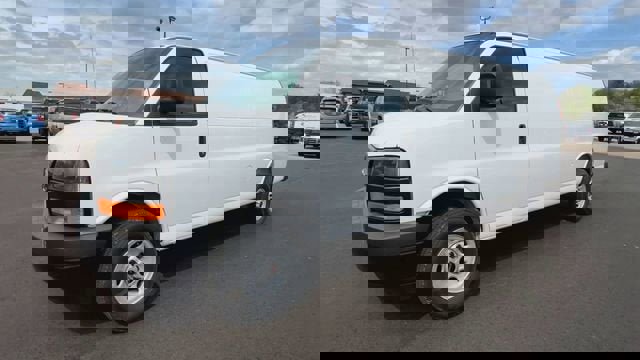 New 2026 GMC Savana 2500 Extended w/ Driver Convenience Package RWD image 4