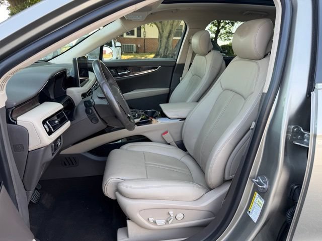 Used 2023 Lincoln Nautilus Reserve w/ Equipment Group 201A AWD/4WD image 11
