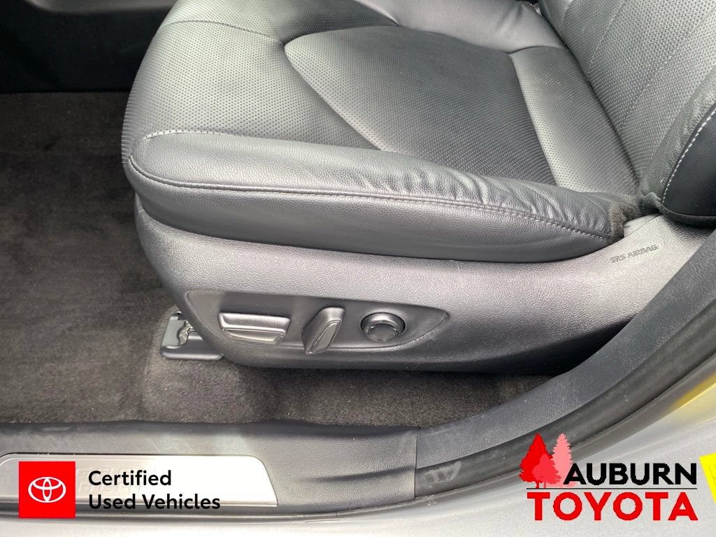 Certified 2024 Toyota Grand Highlander AWD image 40