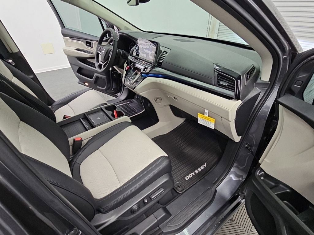 New 2026 Honda Odyssey Elite image 39