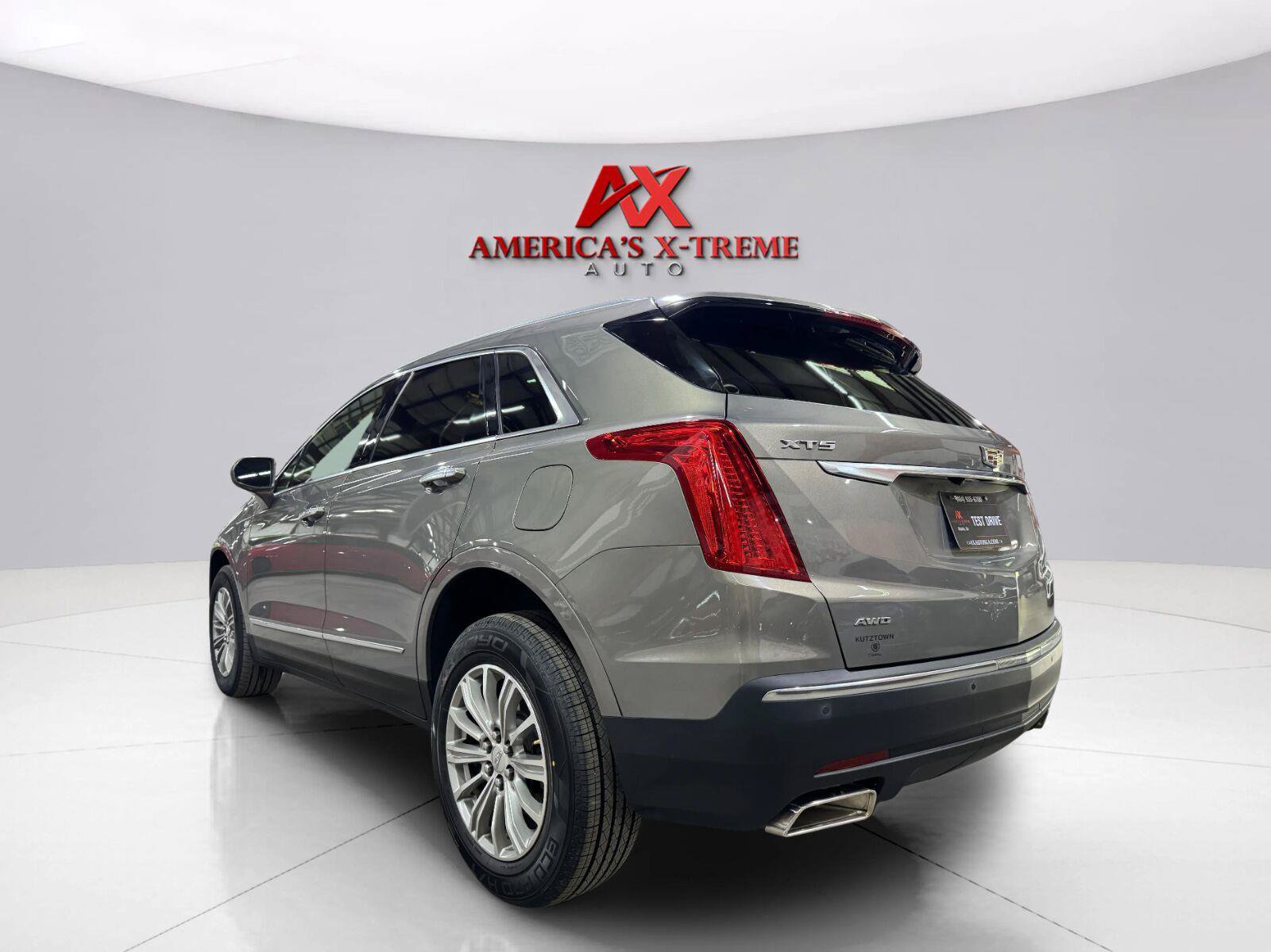 Used 2019 Cadillac XT5 Luxury AWD/4WD image 4