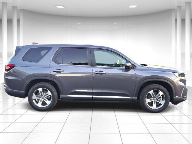 Used 2025 Honda Pilot EX-L image 2