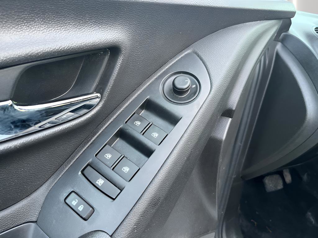 Used 2016 Chevrolet Trax LS image 19