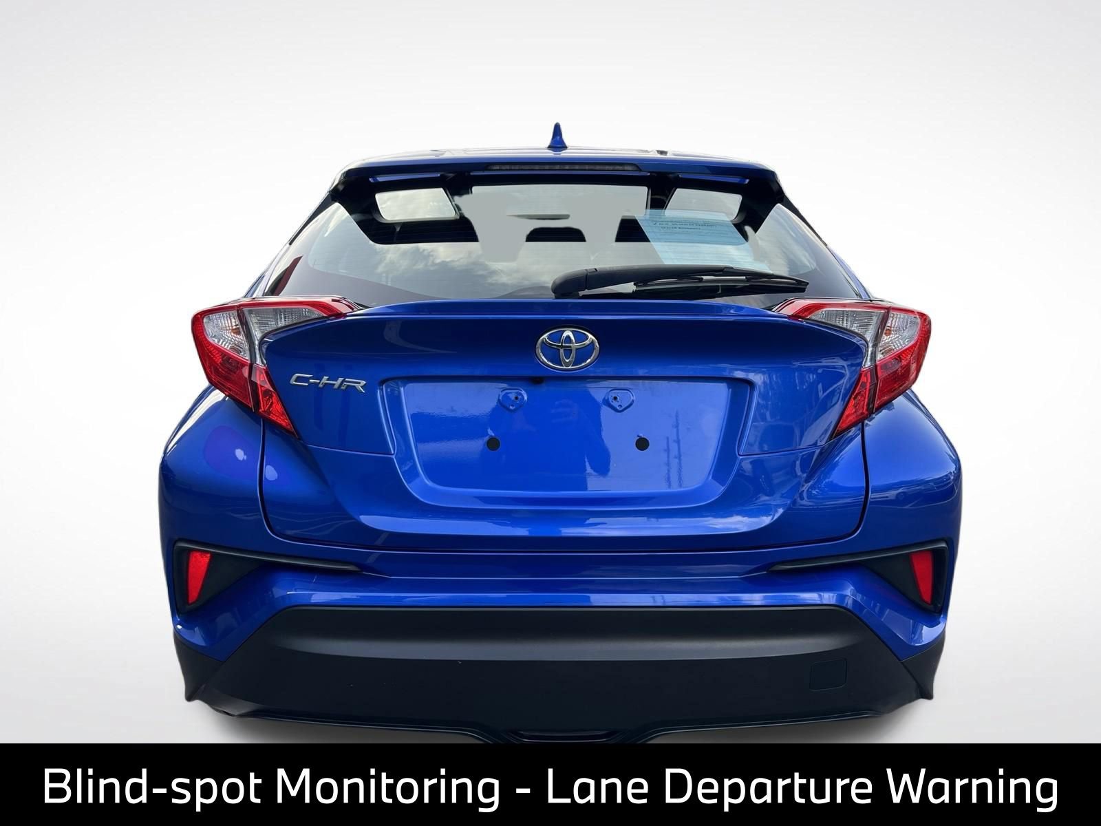 Used 2021 Toyota C-HR XLE FWD image 6