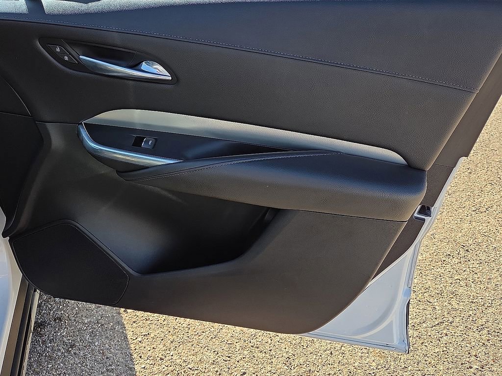 Used 2020 Cadillac XT4 Premium Luxury image 15