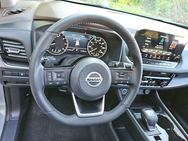 Used 2021 Nissan Rogue SL image 21