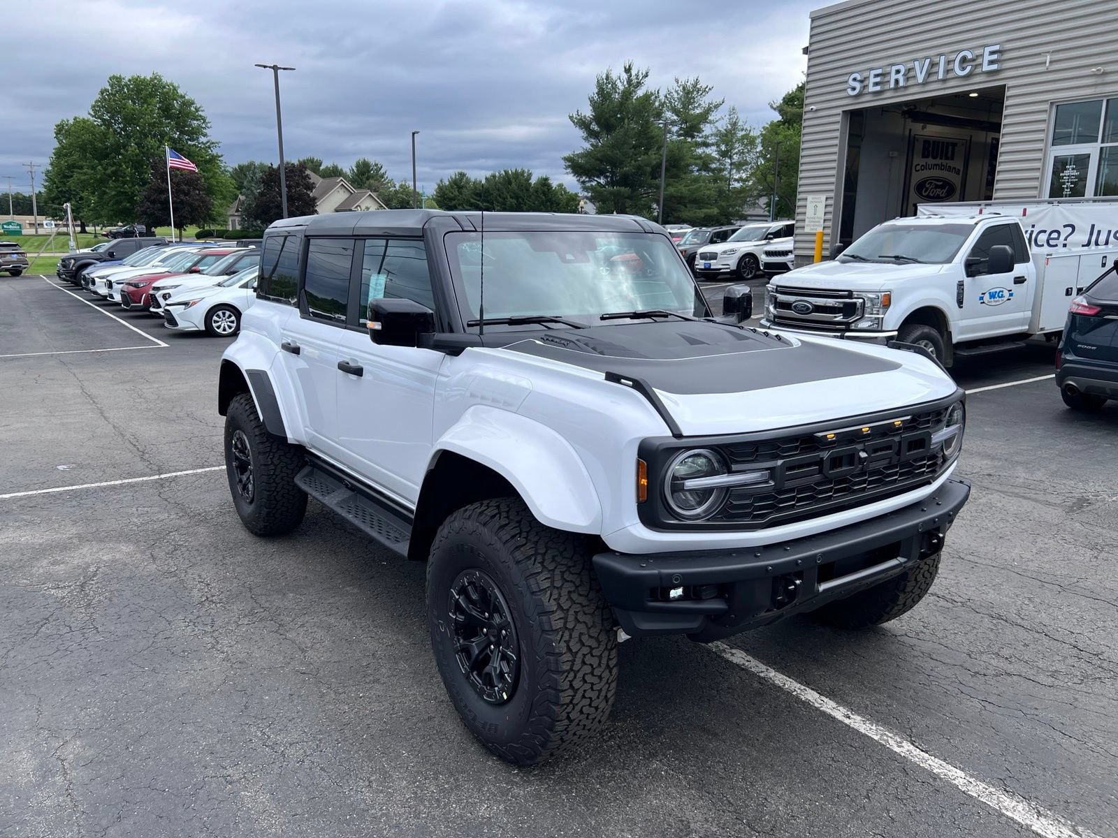 New 2026 Ford Bronco Raptor AWD/4WD image 9