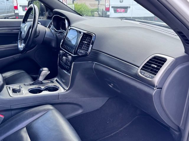 Used 2020 Jeep Grand Cherokee Limited AWD/4WD image 10