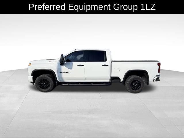 Certified 2022 Chevrolet Silverado 2500 LTZ w/ LTZ Plus Package AWD/4WD image 4