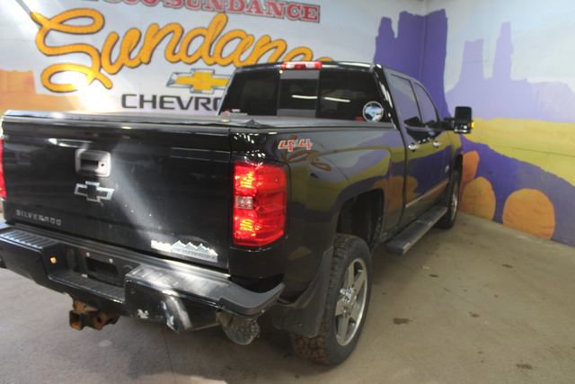 Used 2016 Chevrolet Silverado 2500 High Country w/ High Country Premium Package AWD/4WD image 8