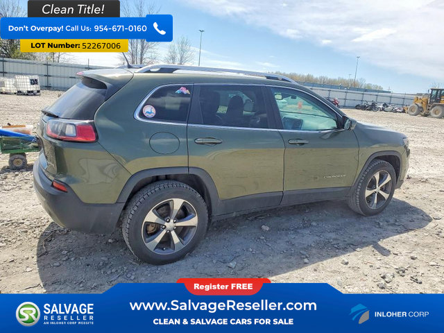 Used 2019 Jeep Cherokee Limited w/ Luxury Group AWD/4WD image 4