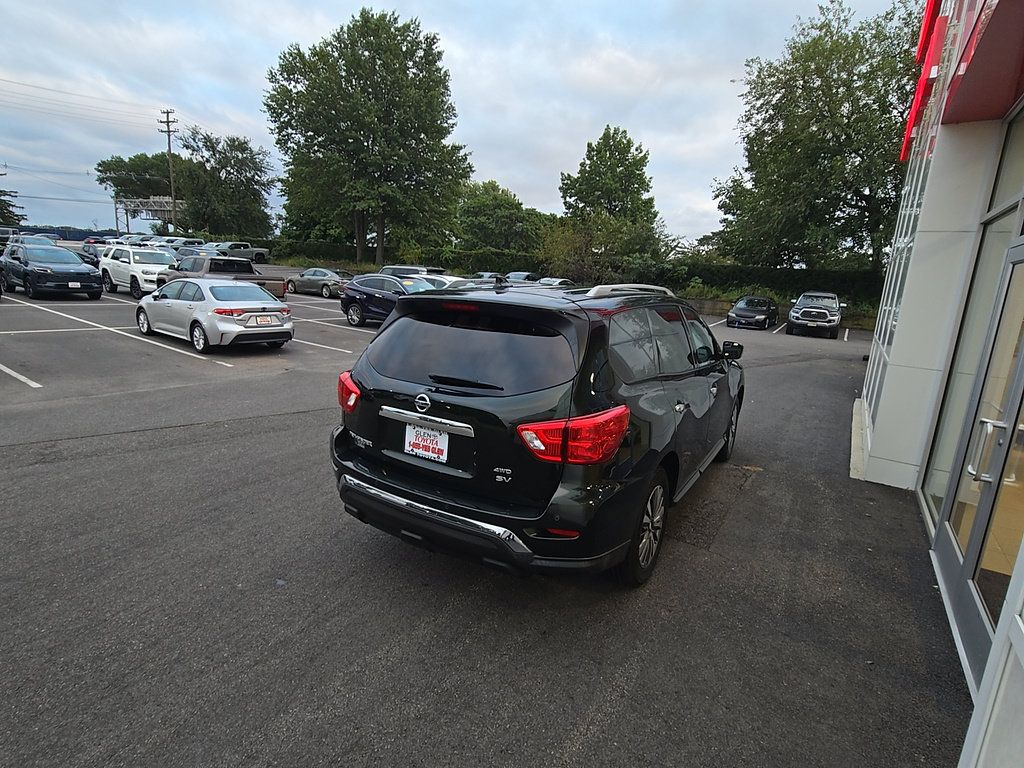 Used 2020 Nissan Pathfinder SV AWD/4WD image 6