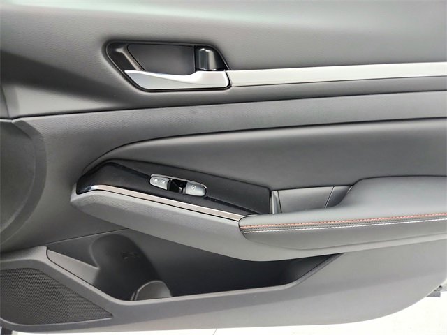 New 2025 Nissan Altima 2.5 SR w/ SR Premium Package image 42