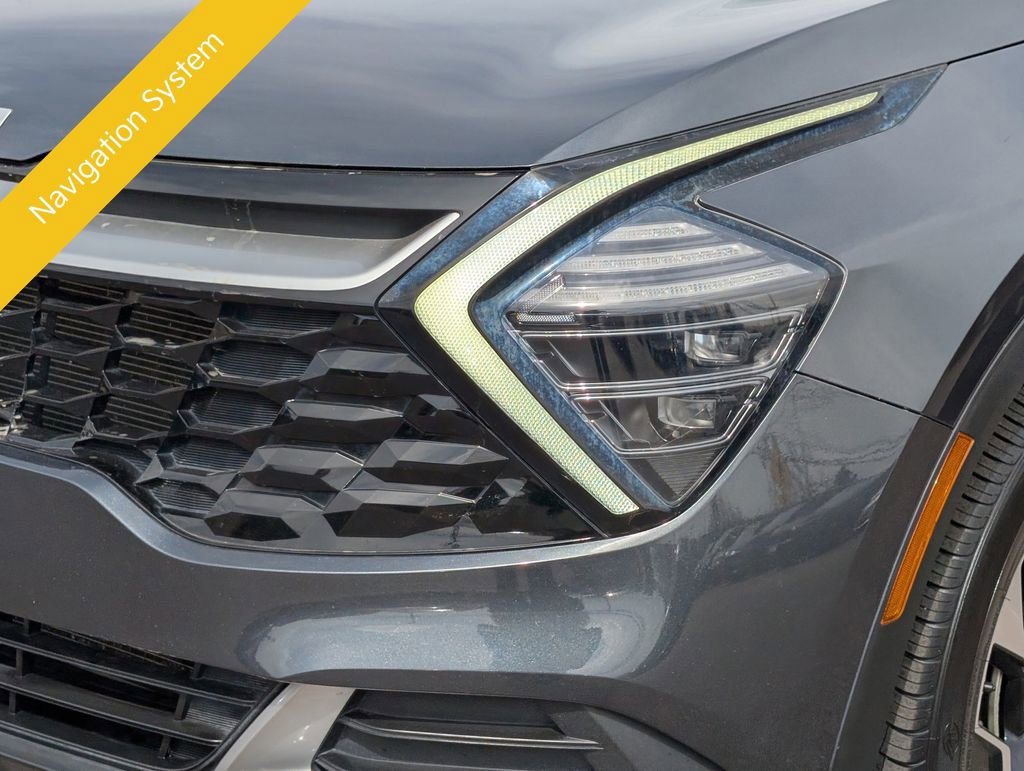 Certified 2024 Kia Sportage EX image 10