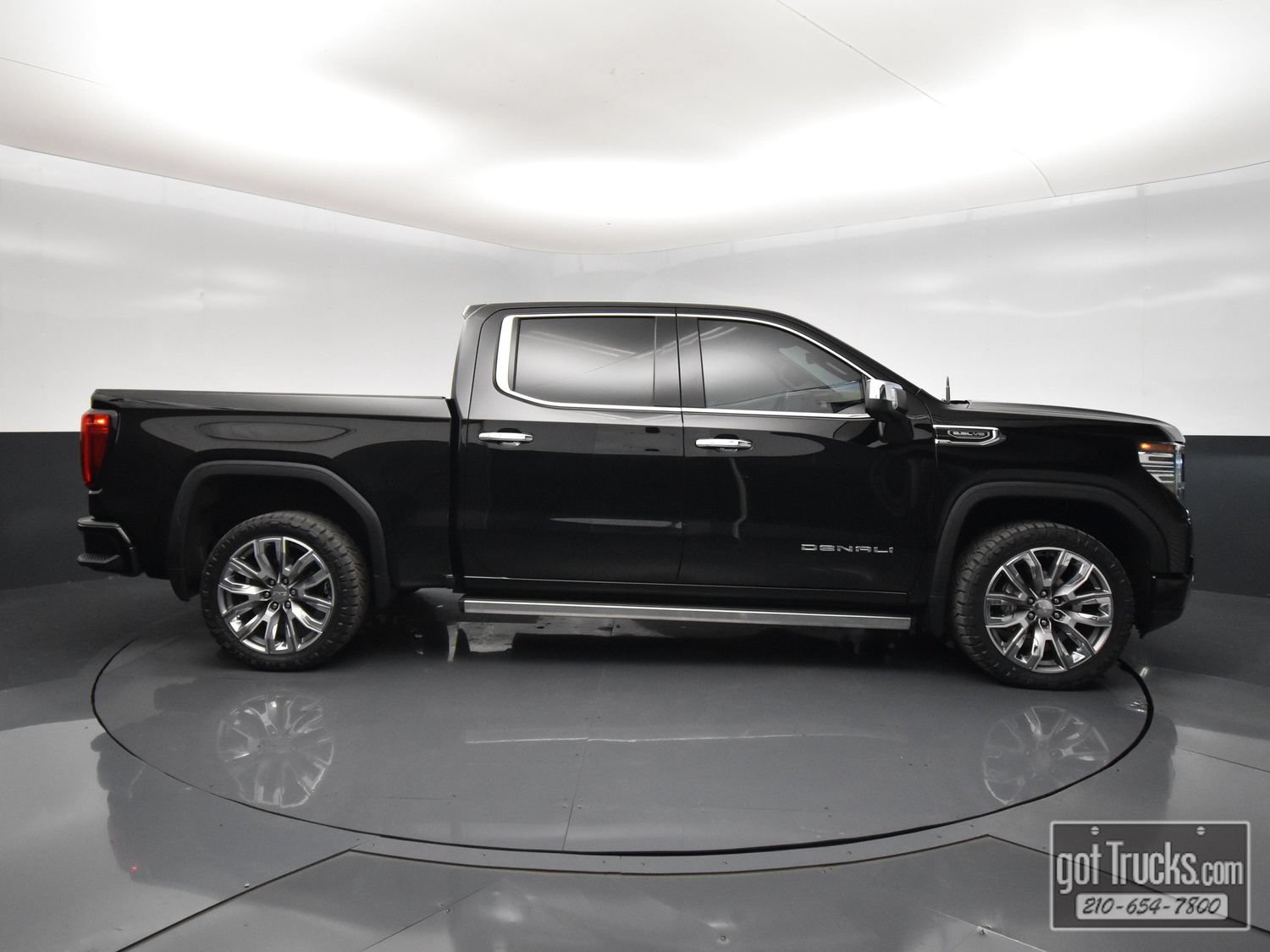 Used 2023 GMC Sierra 1500 Denali w/ Denali Reserve Package AWD/4WD image 53