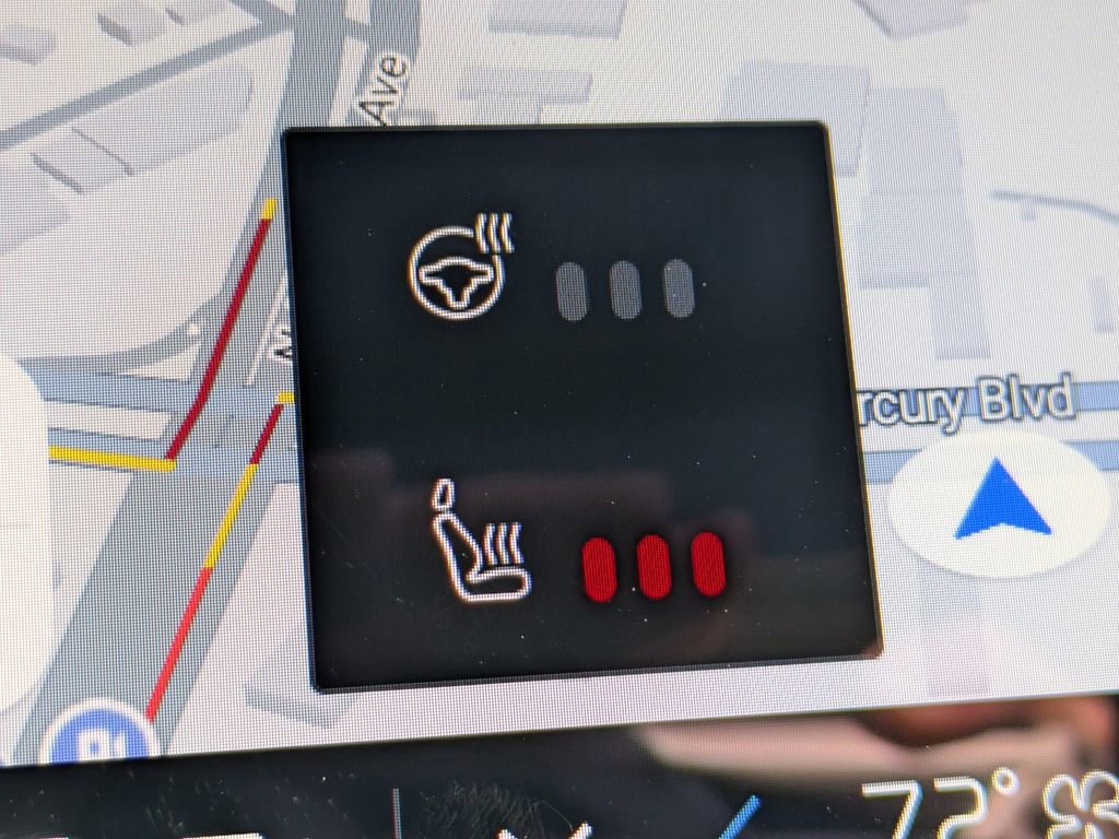 Certified 2025 Volvo S60 B5 Core image 23