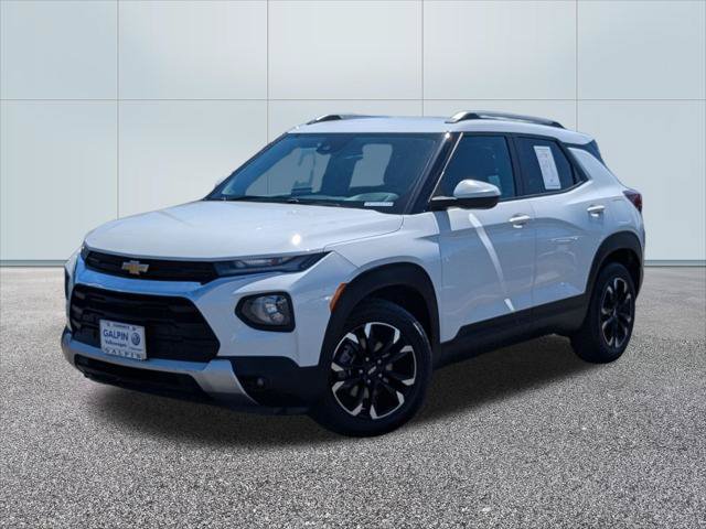 Used 2021 Chevrolet TrailBlazer LT FWD image 1