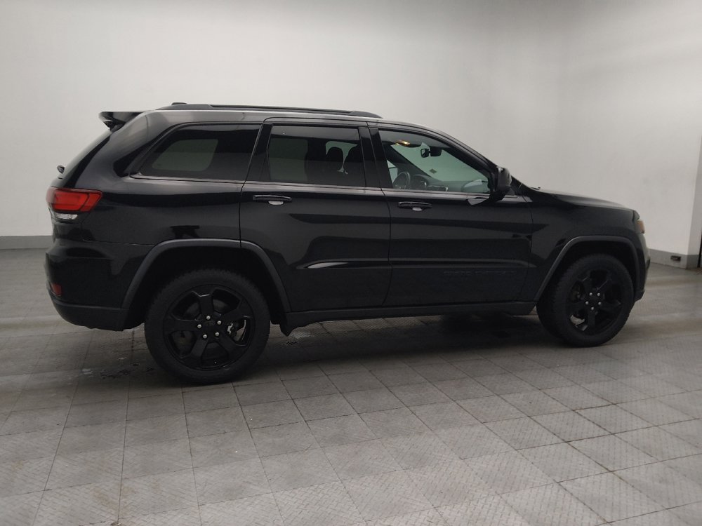 Used 2019 Jeep Grand Cherokee Laredo image 10