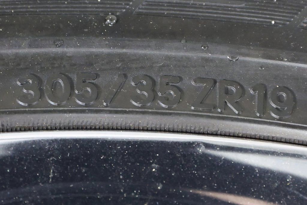 Used 2010 Chevrolet Corvette Convertible w/ Preferred Equipment Group image 43