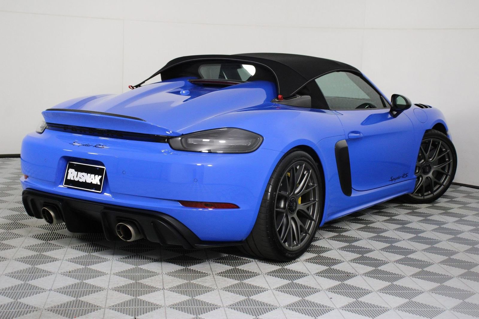 Certified 2025 Porsche 718 Boxster Spyder RS image 7