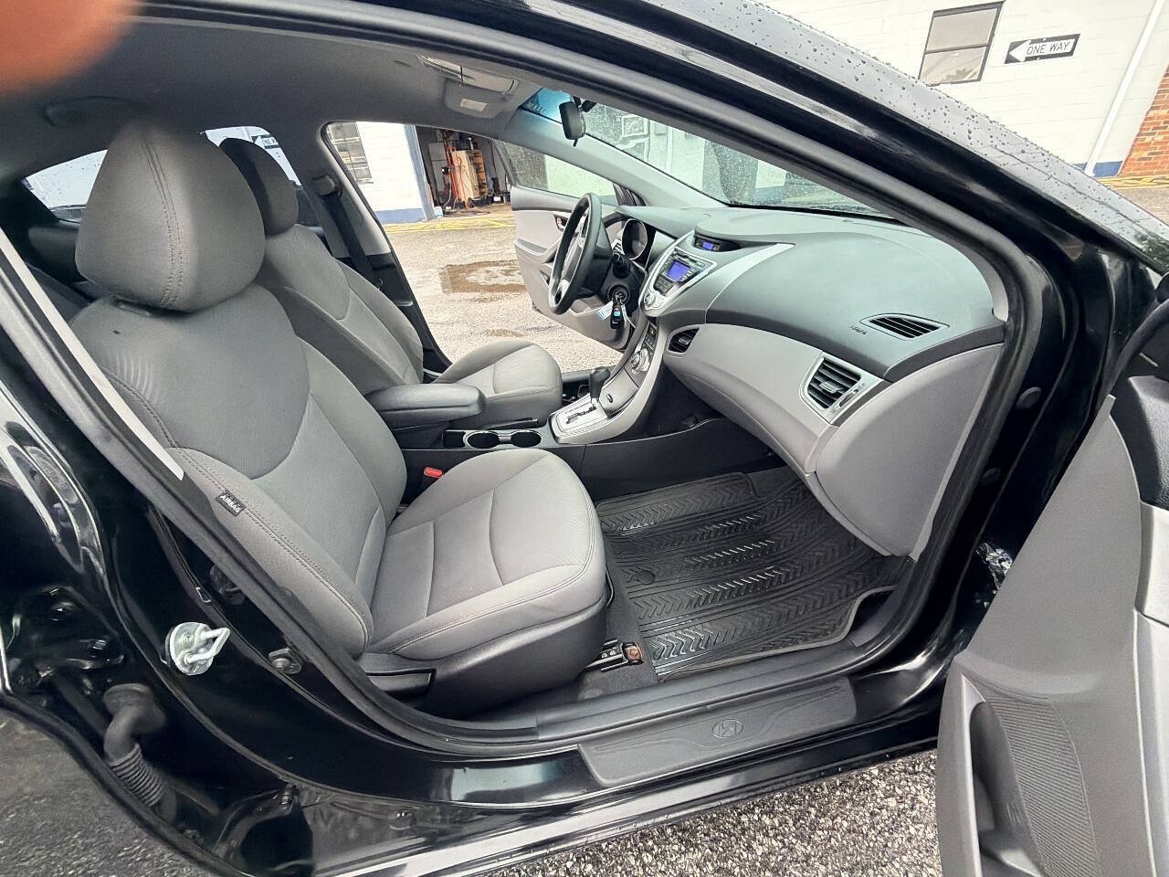 Used 2012 Hyundai Elantra GLS w/ Preferred Pkg 3 FWD image 64