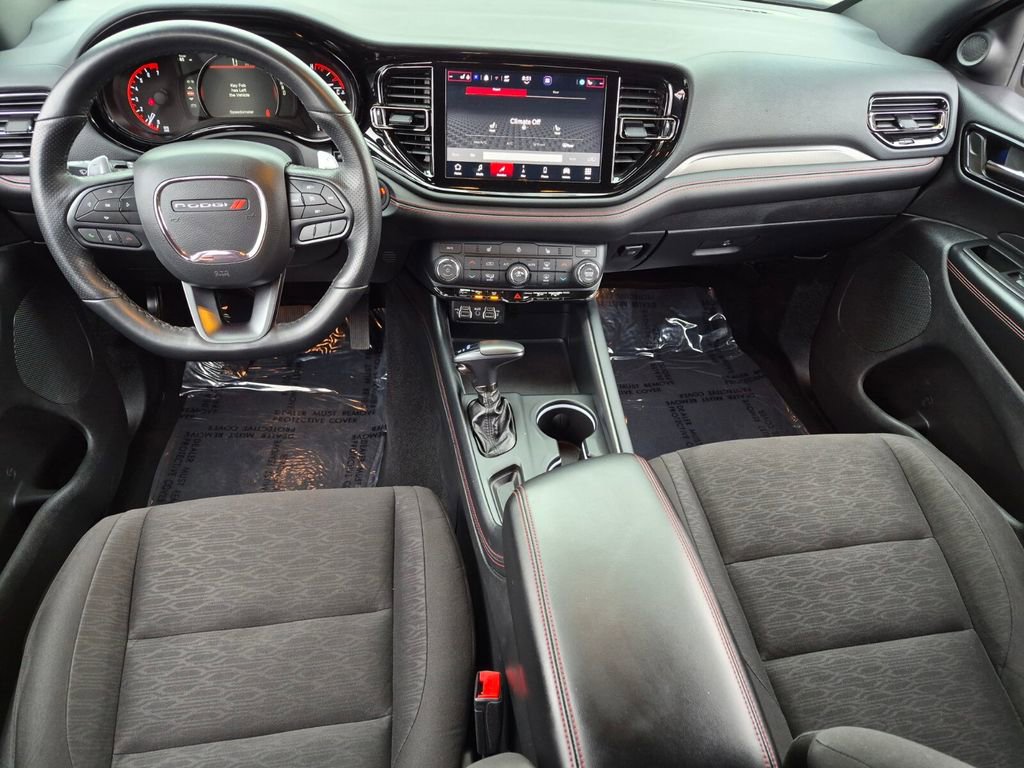 Used 2025 Dodge Durango GT AWD/4WD image 15