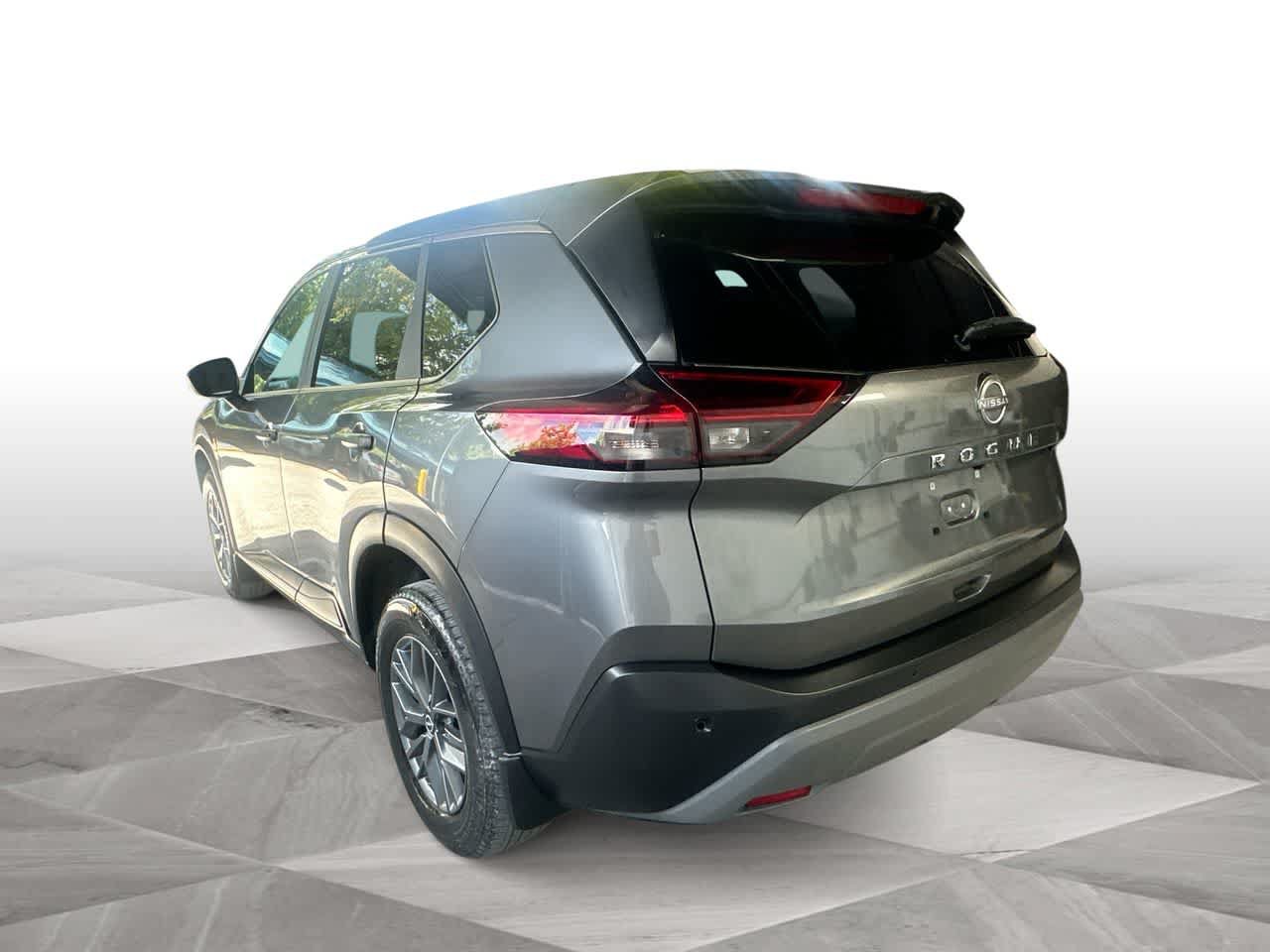 Used 2023 Nissan Rogue S FWD image 6