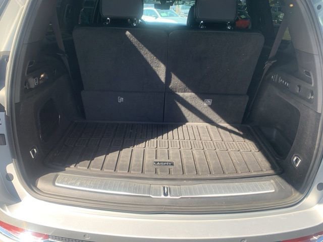 Used 2021 Jeep Grand Cherokee L Overland w/ Advanced Protech Group III AWD/4WD image 11