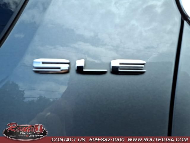 Used 2020 GMC Acadia SLE w/ Driver Convenience Package AWD/4WD image 23