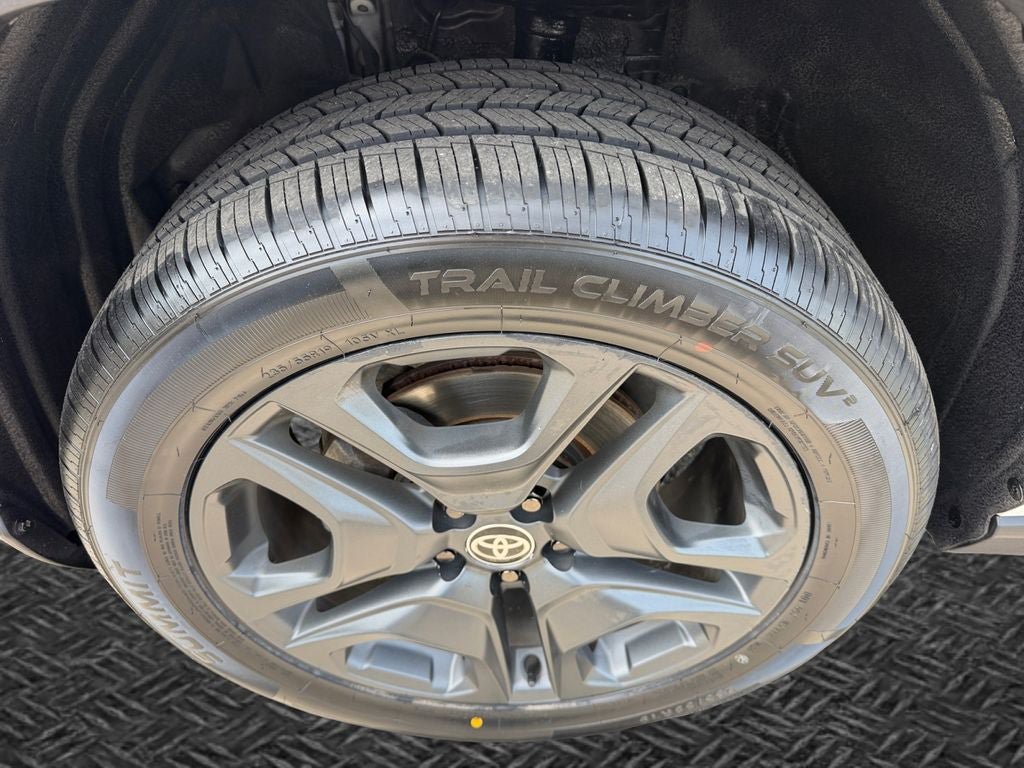 Certified 2024 Toyota RAV4 Adventure AWD/4WD image 11