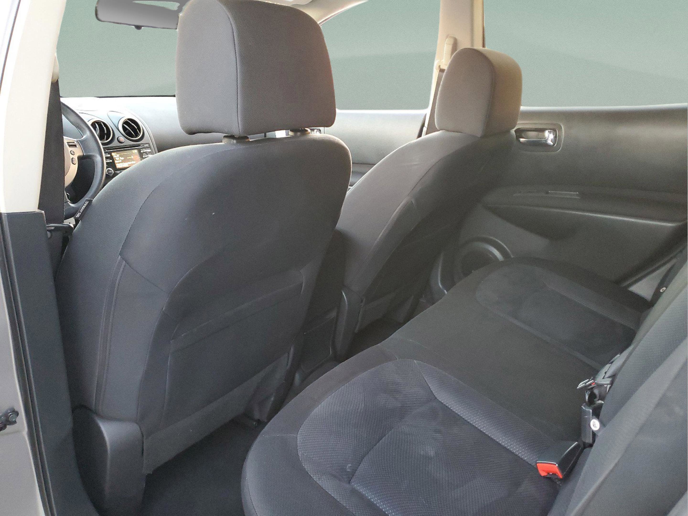 Used 2015 Nissan Rogue S w/ Convenience Package image 5