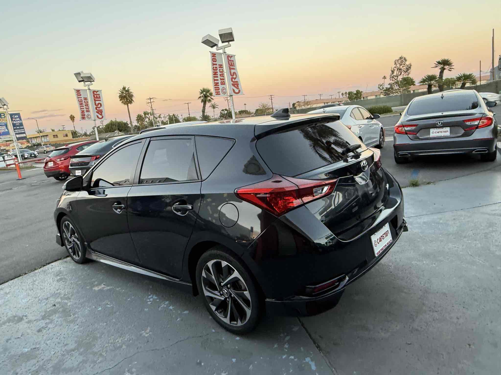 Used 2017 Toyota Corolla iM image 11