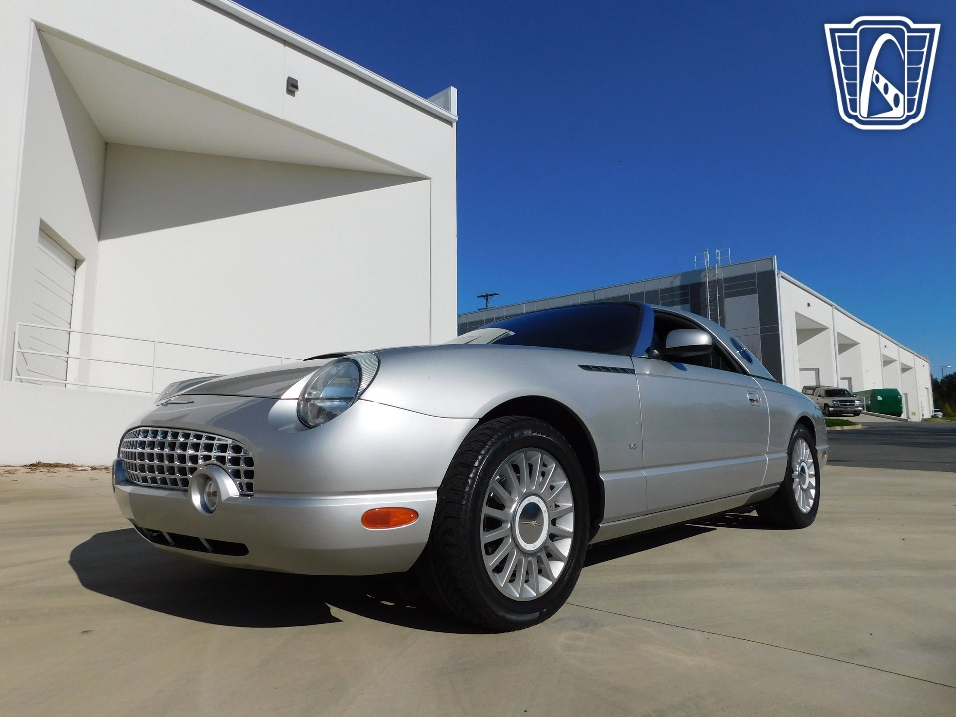 Used 2004 Ford Thunderbird image 6